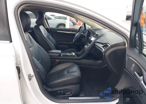 2019 Ford Fusion Hybrid Titanium from USA, damaged, VIN 3FA6P0RUXKR259292